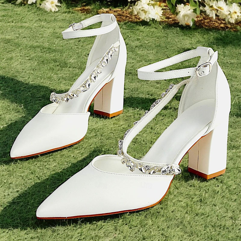 European and American Pointed  - Rhinestone Sandal Women recension och pris