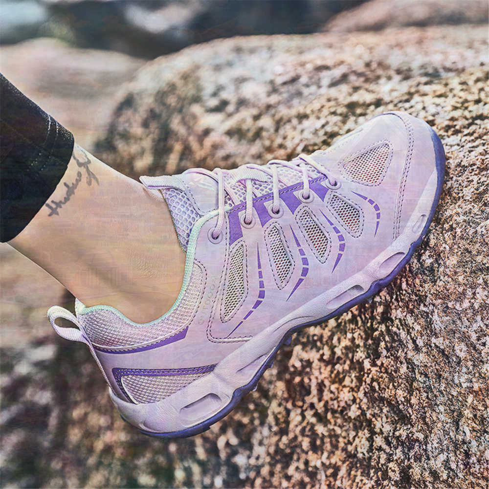 Sumer Round Tip Silver Sneaker - Women Shoes Types recension och pris