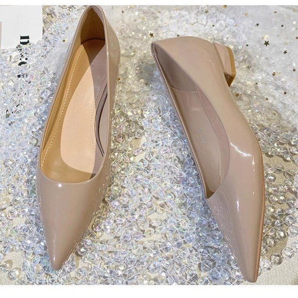 French style patent leather po - Pointed Toe Flat recension och pris